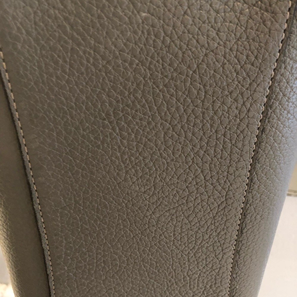 Michael Kors  Selby Satchel SOLD 🛑 - Picture 4 of 4